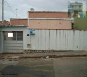 Casa para Venda, em Tatuí, bairro Santa Cruz, 4 dormitórios, 1 banheiro, 1 vaga
