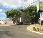 Casa para Venda, em Tatuí, bairro Jardim Planalto, 4 dormitórios, 2 banheiros, 1 suíte, 1 vaga